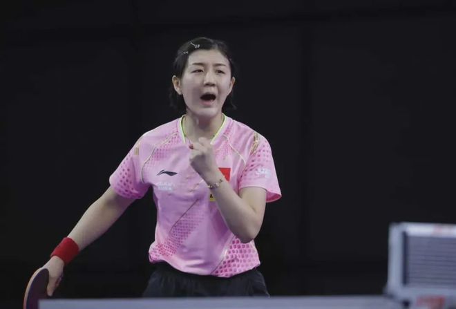 边锋赛后晒伤痕，网友称其太拼了