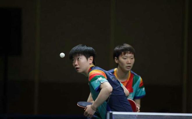 弗拉格：在比赛中保持领先感觉太棒了，我喜欢和瑞恩一起打球