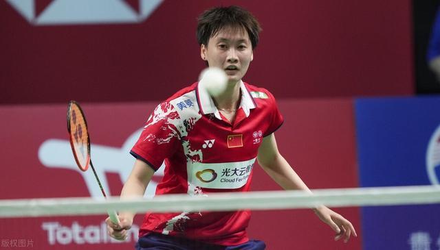 爱尔兰教练：C罗说我发布会给裁判施压，他被罚下可与我无关