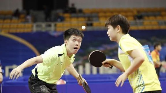 莫雷托：那不勒斯要和国米争焦瓦内，维罗纳愿意夏窗出售